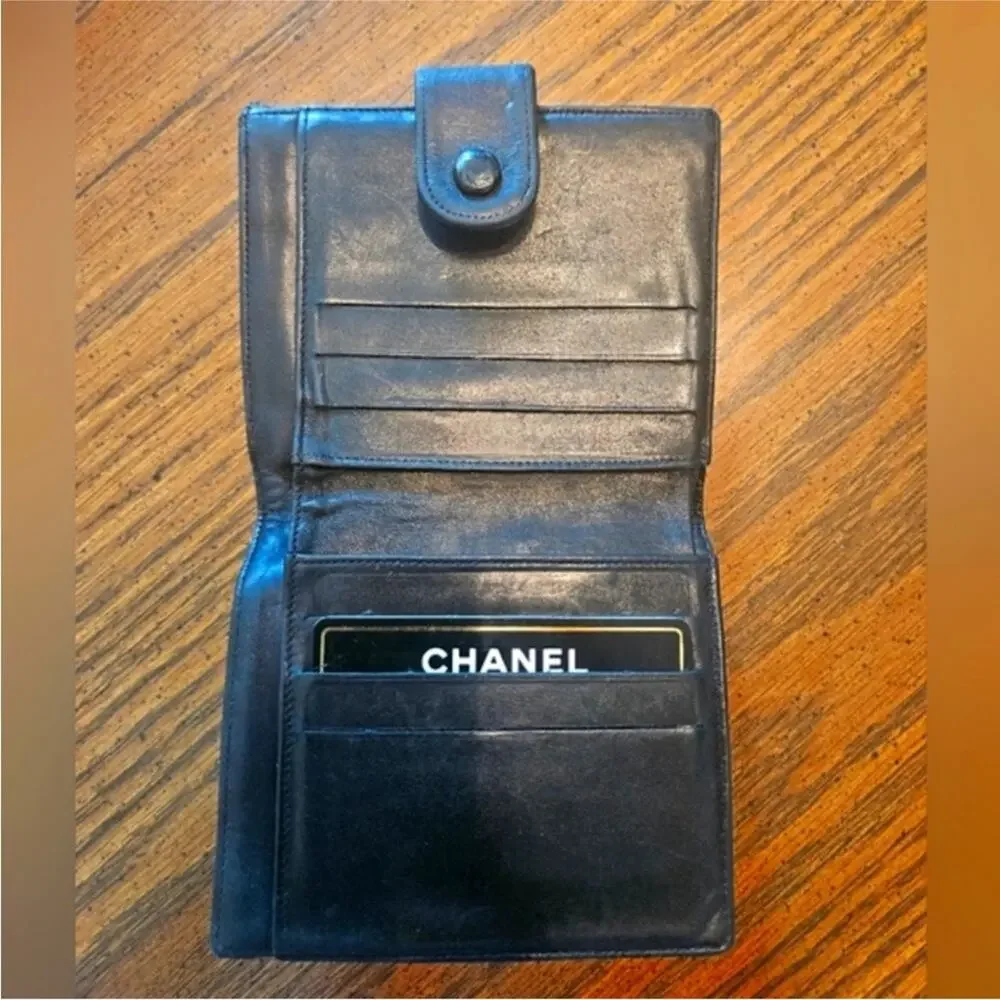 Chanel timeless lambskin small wallet, black, with card